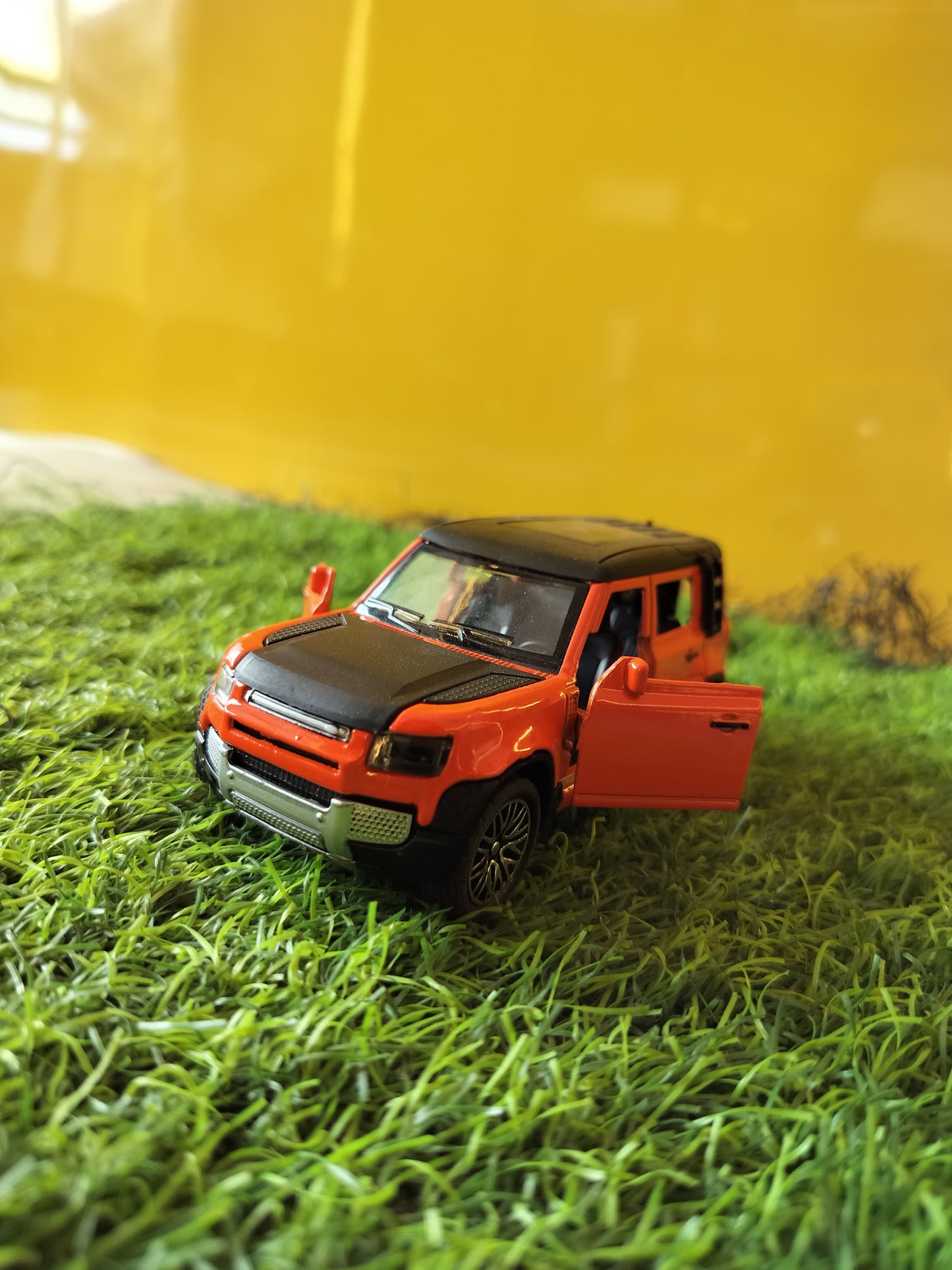Defender Diecast