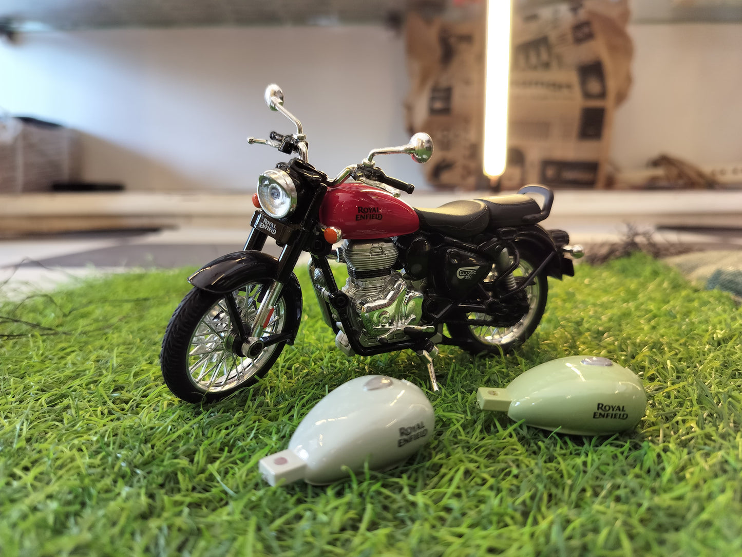 Royal Enfield Classic 350 Diecast